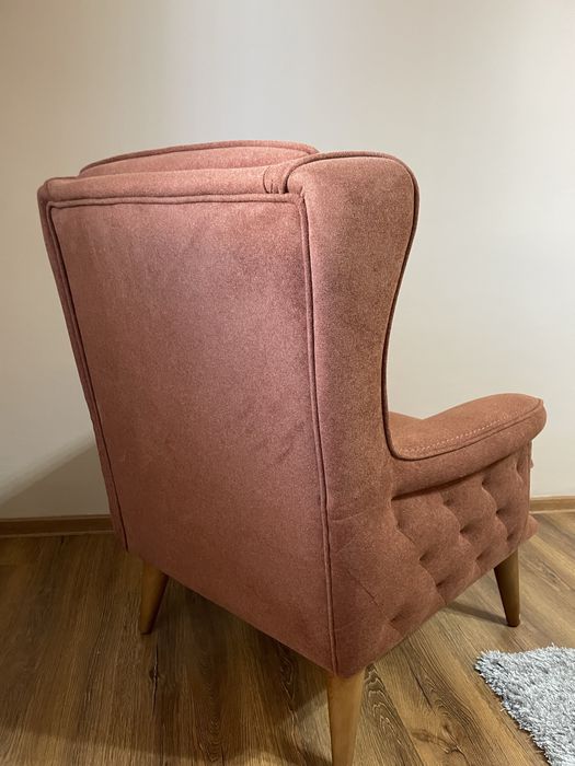 Vand  doua fotolii foarte confortabile