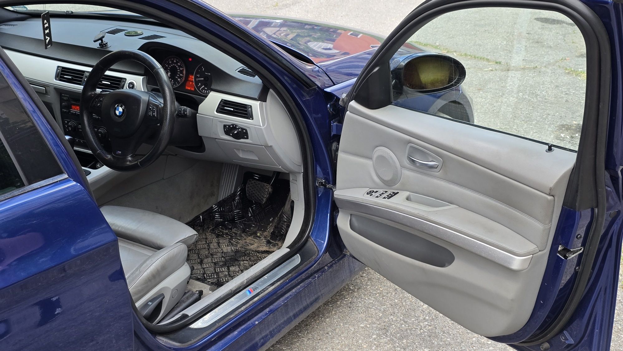 BMW е91 330D 231 комби М пакет