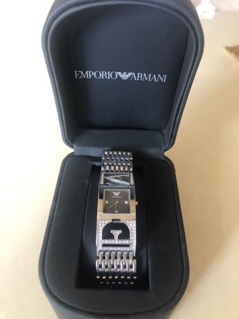 Часы женские Emporio Armani