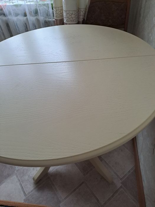 Продам круглый раздвижной стол