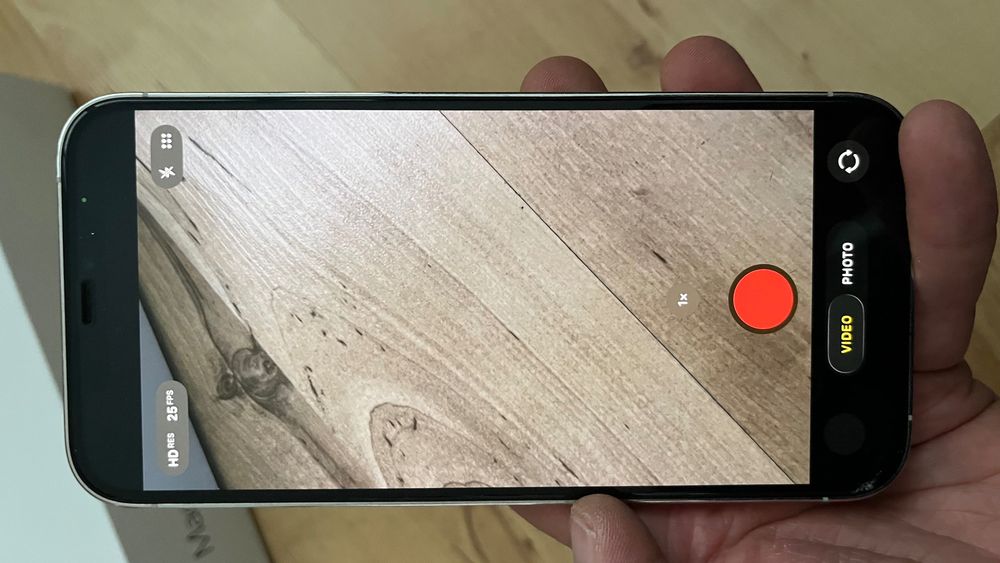 iPhone 12 Pro Max 256 - funcțional - ecran fisurat + camera UW defectă