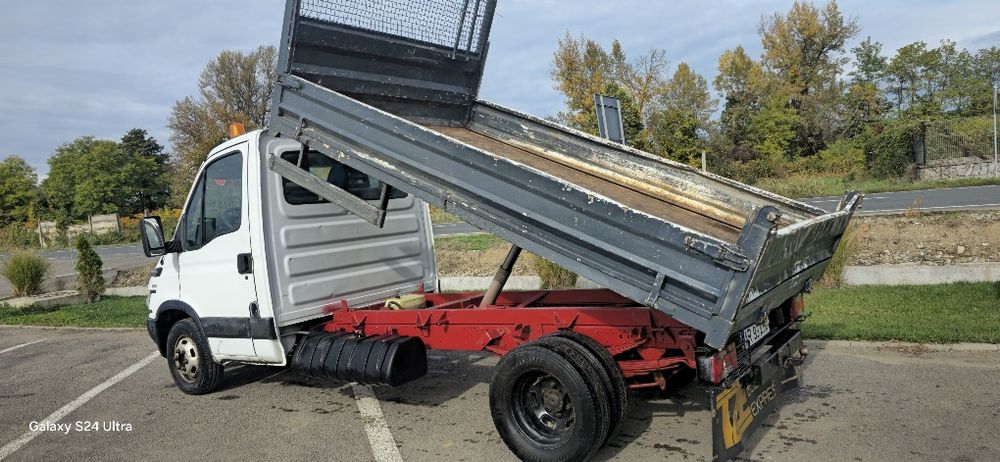 Vand Iveco Basculabil