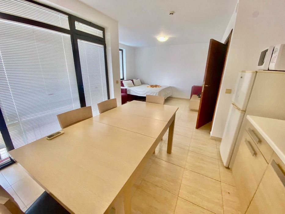 Обзаведен двустаен апартамент с гледка море в комплекс „Етъра 2“