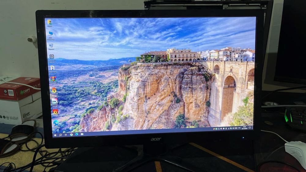 Монитор Acer 23”