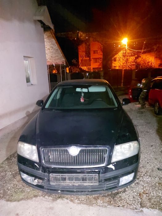 Dezmembrez / Dezmembrari Skoda Octavia II