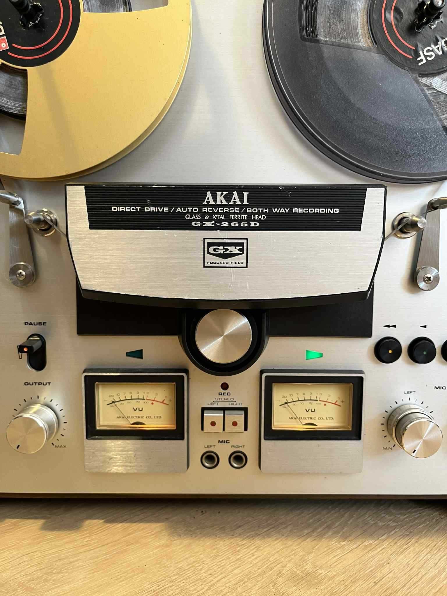 Akai  магнетофон