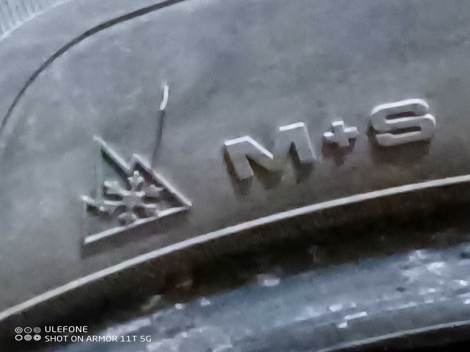 Зимин гуми Sava Eskimo SUV 2 215/60/17