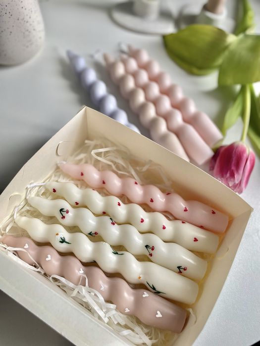 Стильные свечи ручной работы