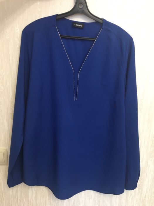 Кофта синяя женская