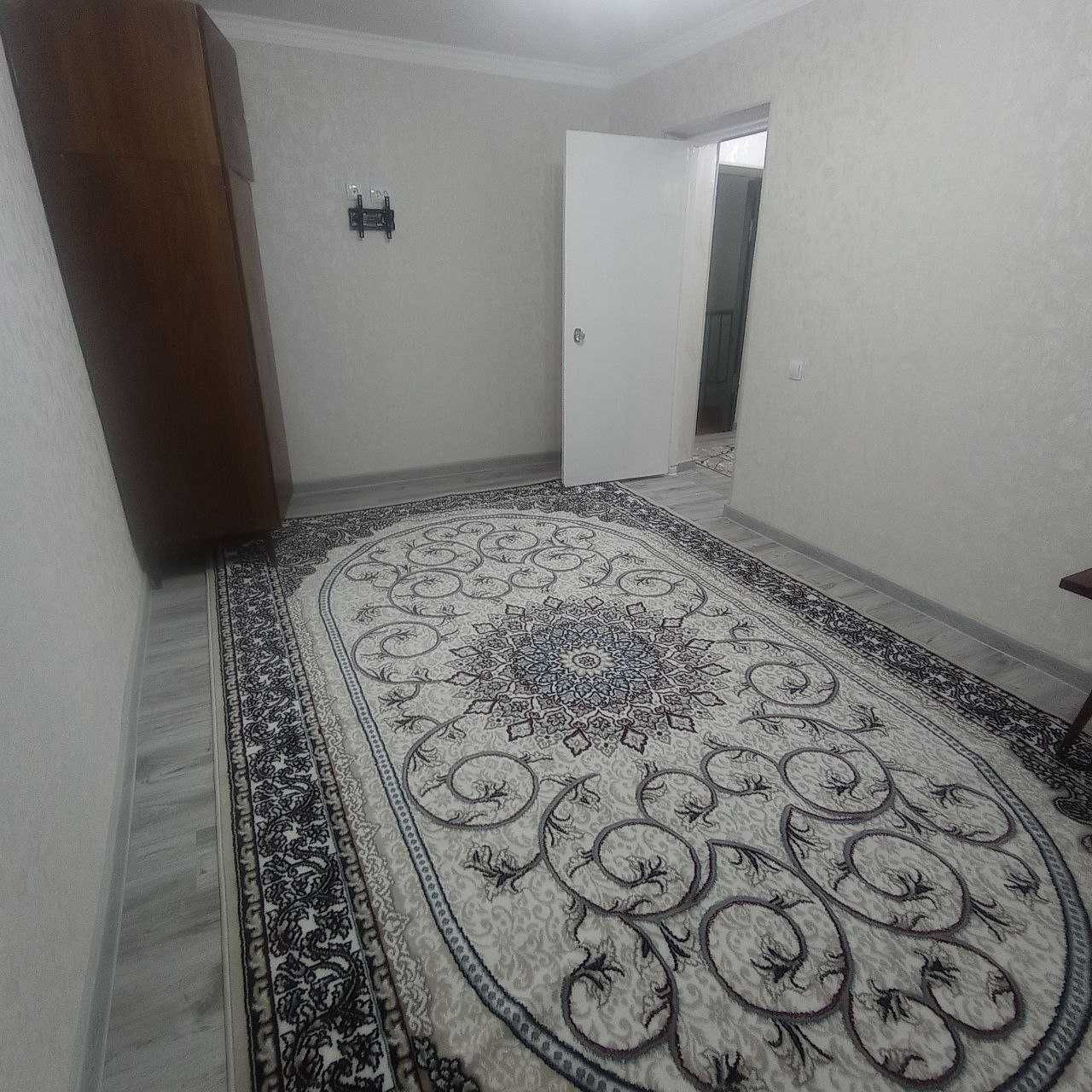 1-хонали квратира ижарага берилади. Ўзимники Чил-6 квартал.Без Маклер