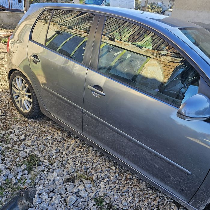 Голф 5 2.0 бкд 140к.с  на части