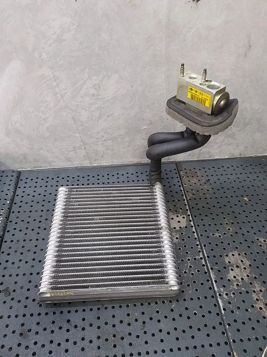 Radiator clima ac ford fiesta 6 cb1 ccn vp8e2h19849aa