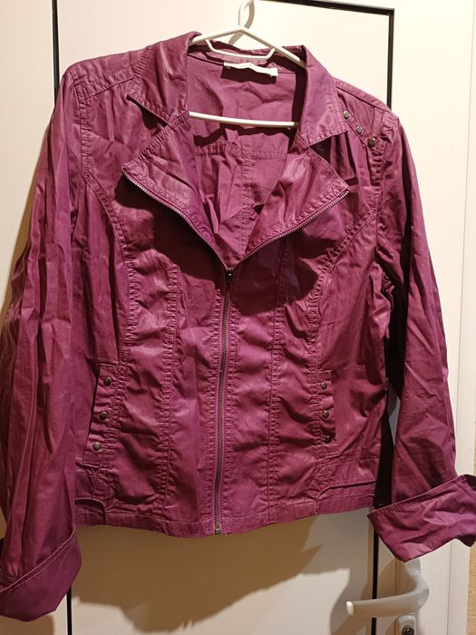 Розово дамско яке