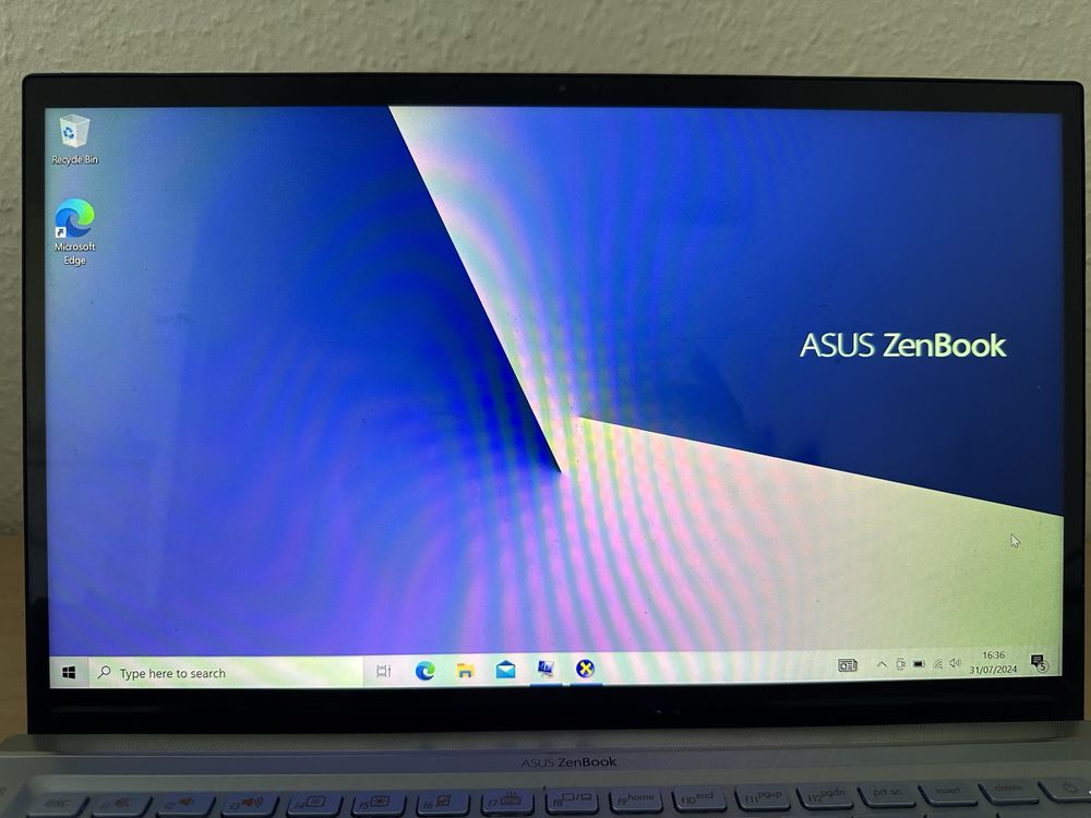 ASUS Zenbook 14 ux431fl- Pure1
