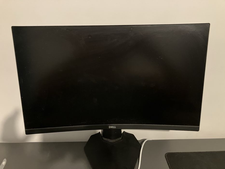 Monitor Dell.