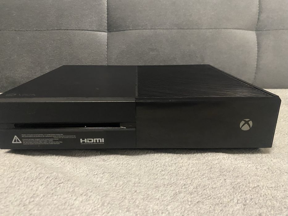 Vand xbox one cu jocuri