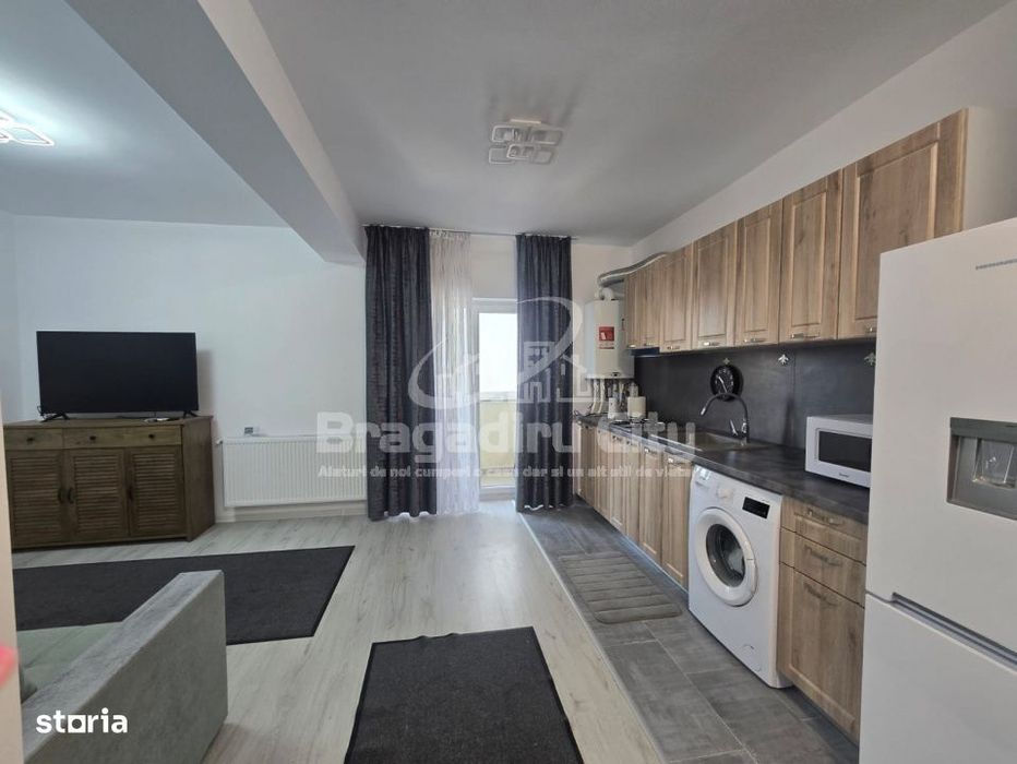 Garsoniera et1/3 mobilata utilata cu parcare inclusa
