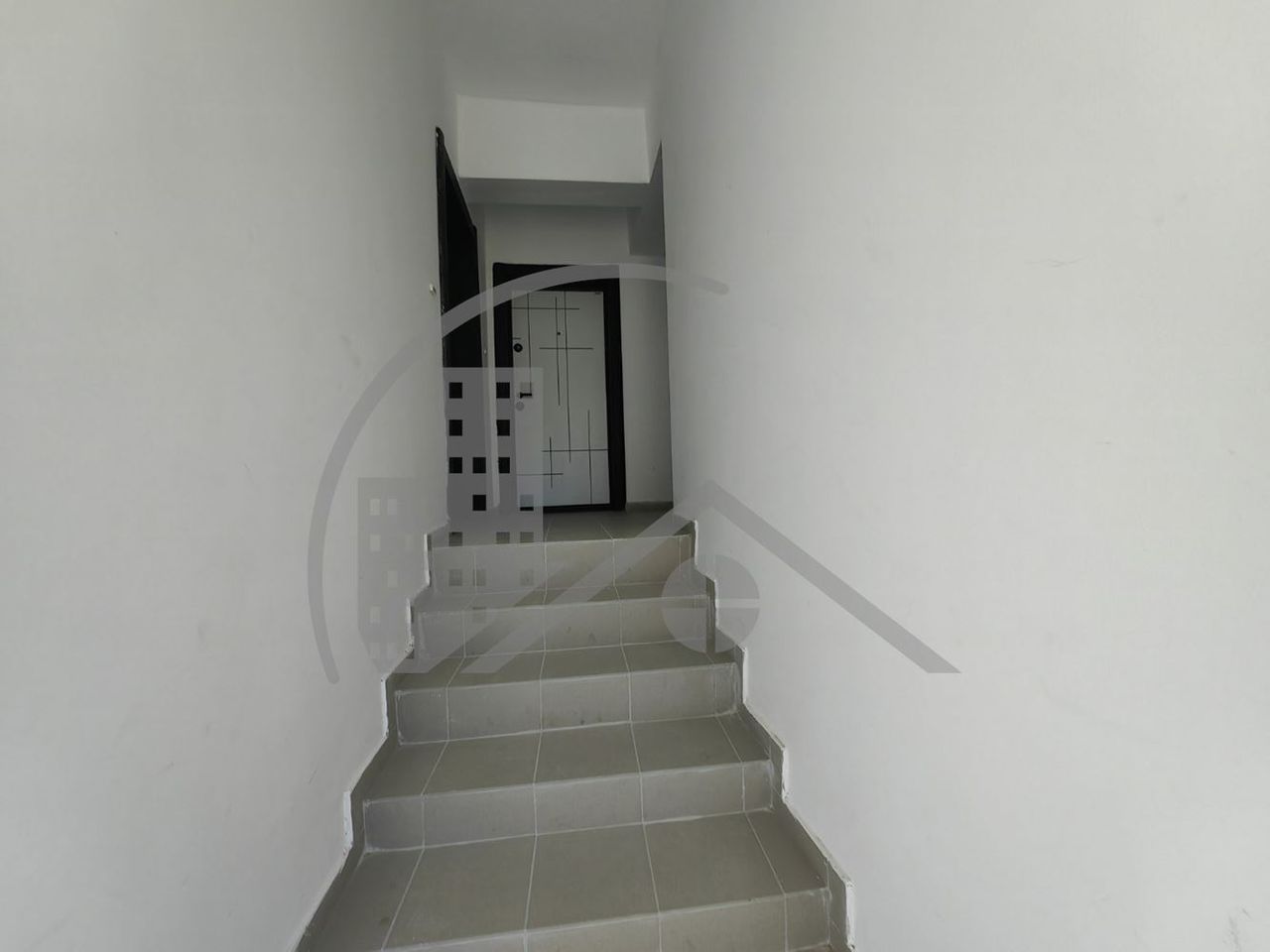 Продава се Тристаен апартамент в Варна, Галата - 90 кв.м за 2222 €/кв.м - Снимка #8
