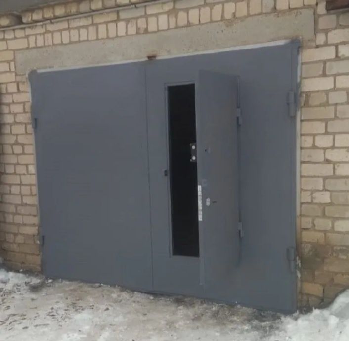 Двери металлические для частного дома
