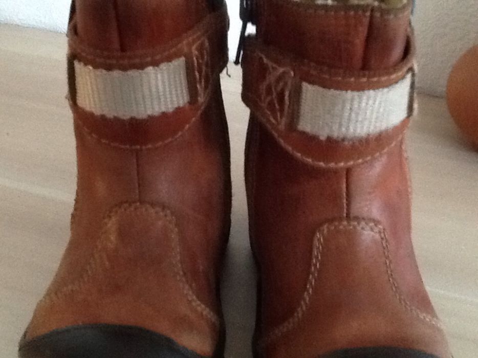 Ботушки 20н.Ест.кожа днес 10 лв