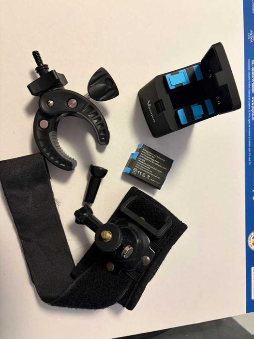 GoPro HERO10 Black 5.3K Cameră de acțiune + Accesorii