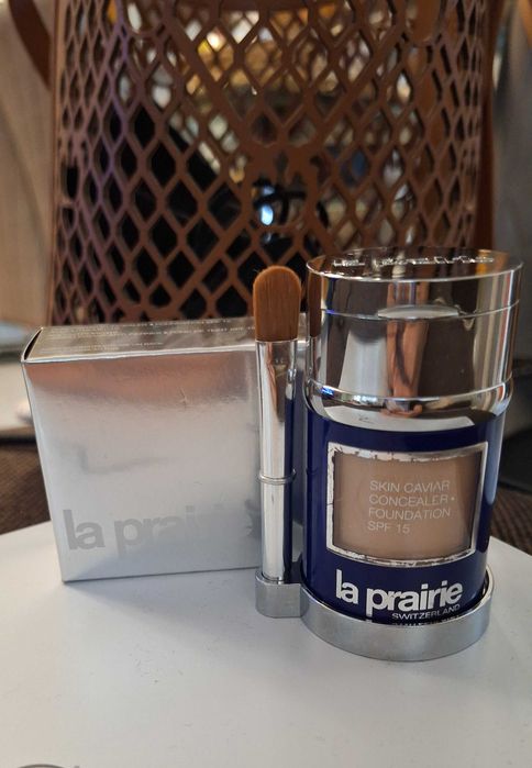 LA PRAIRIE Skin Caviar Concealer Foundation SPF15 Crème Peche
