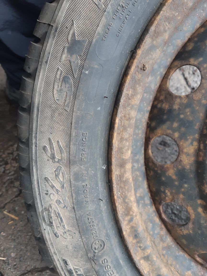 Гума с джанта Michelin 195 55 15