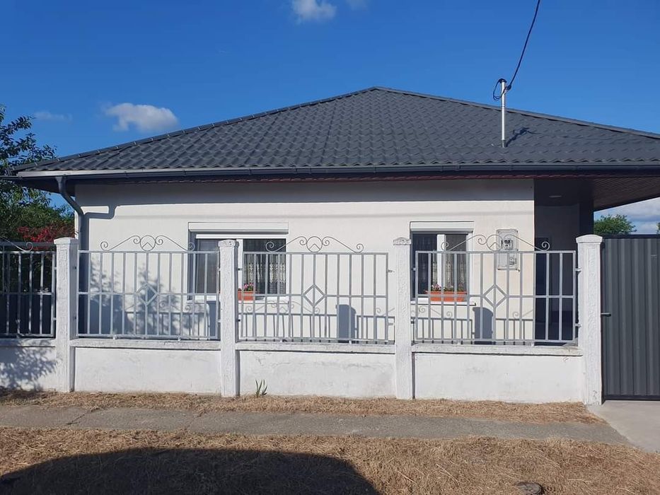 Casa   de   vânzare