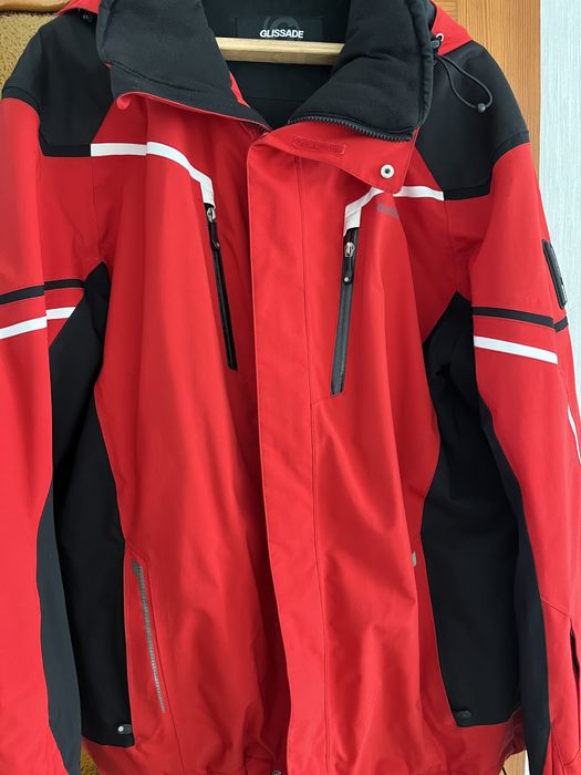 Горнолыжная куртка