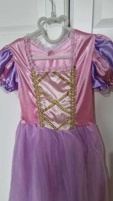 Rochie roz Rapunzel
