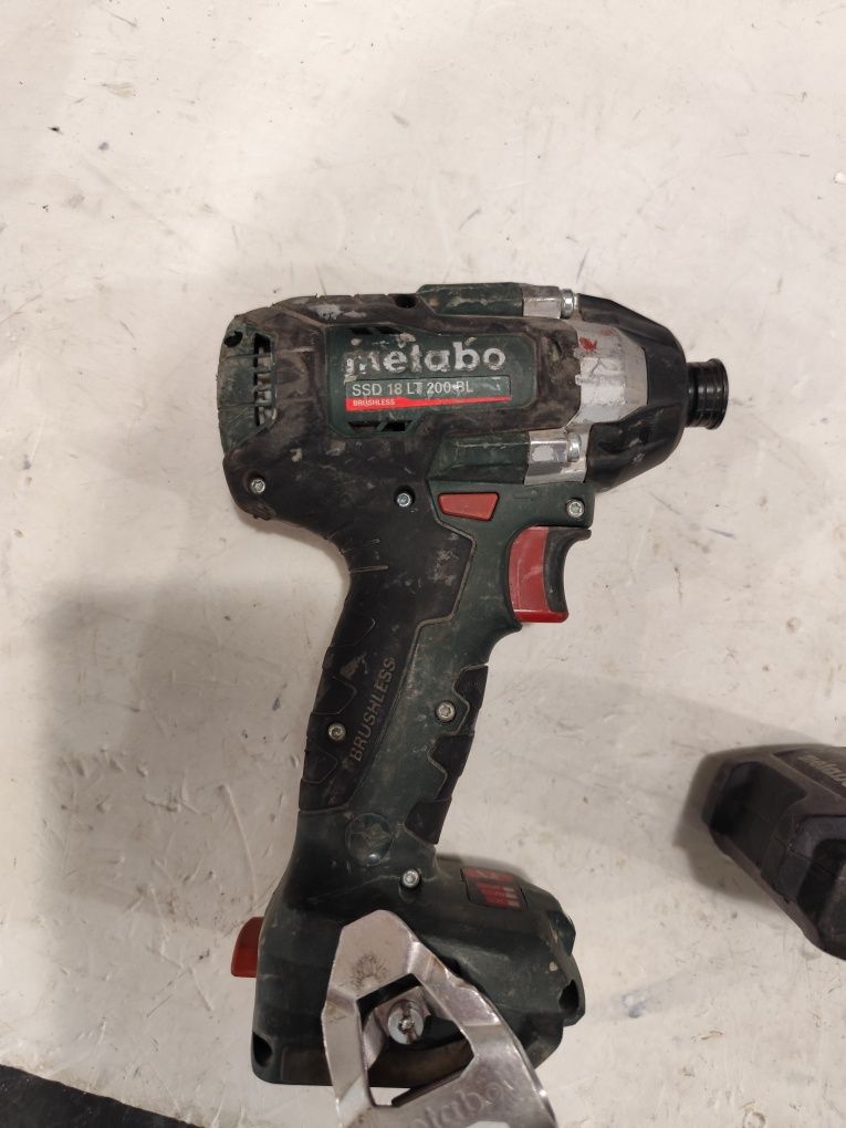 Акумулаторен импактдрайвър Метабо Metabo SSD 18 LT 200 BL + 2 Ah