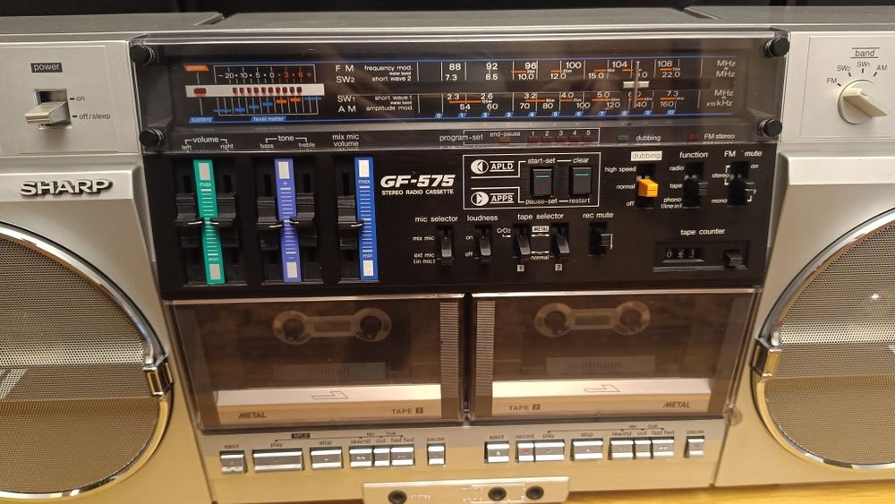 Магнитола Шарп GF-575 ZB
