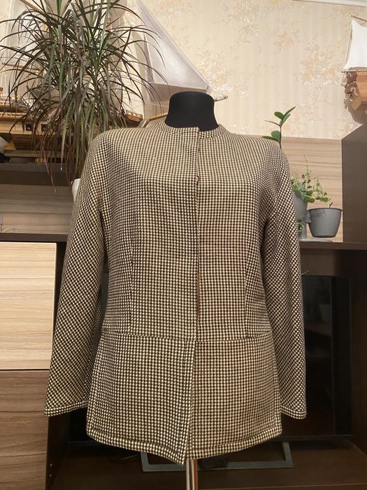 Giorgio Armani, жакет, размер 44