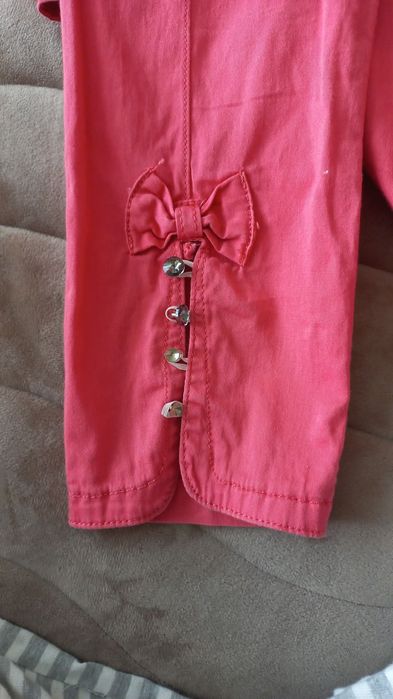 Продавам дамски дънки