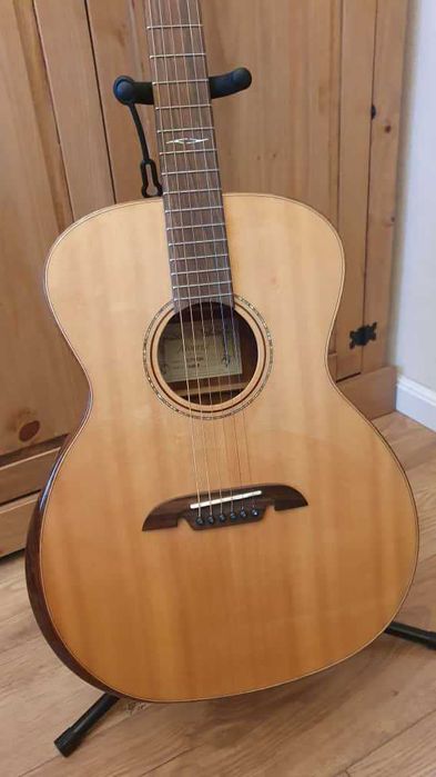 Chitara Acustica ALVAREZ AG60AR Grand Auditorium