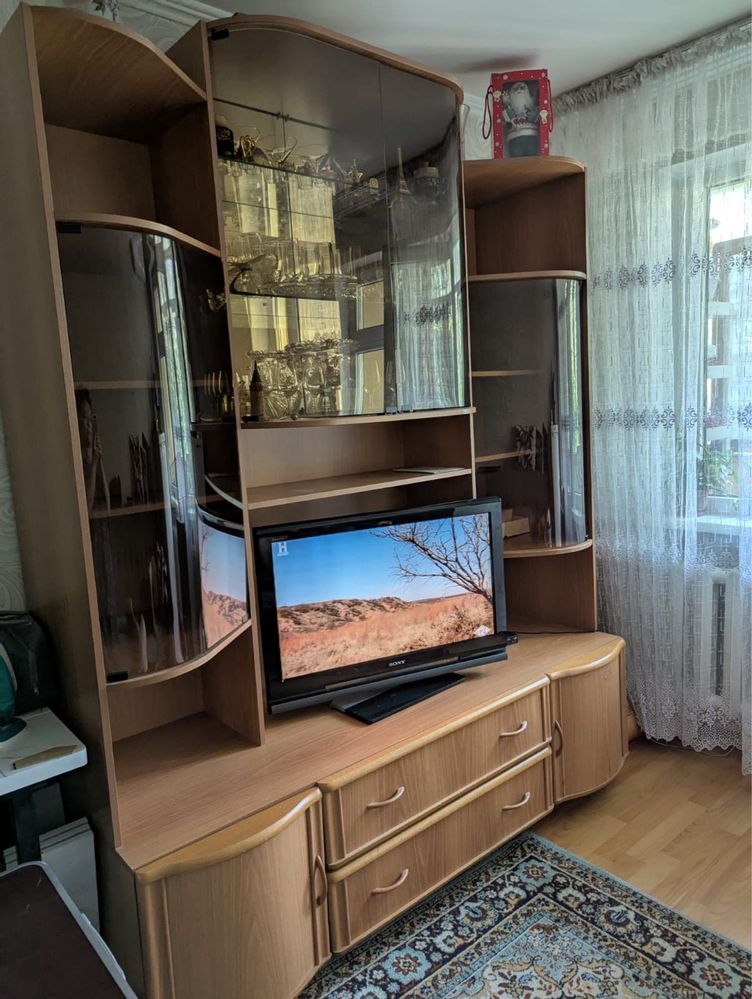 Продается стенка в зал, в идиальном состоянии