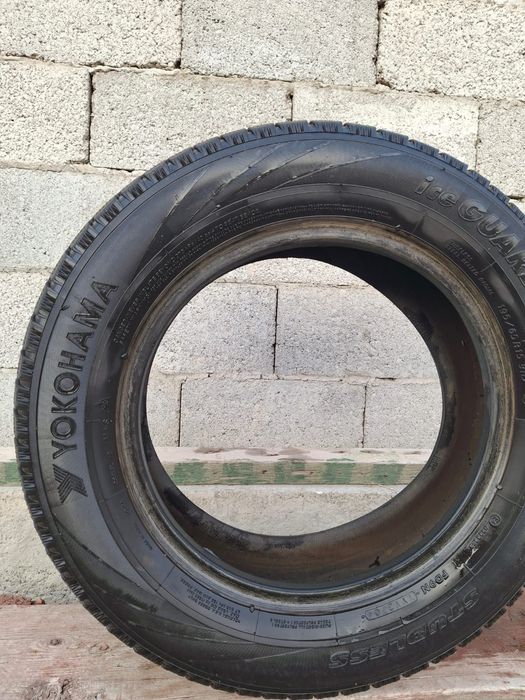 Зимние шины Yokohama в отличном состоянии, 3 шт. Размер 185/65/15