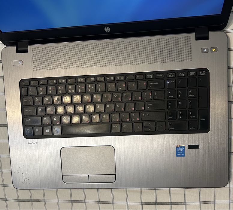 Лаптоп HP 17 incha
