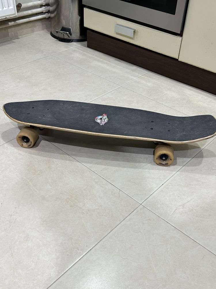 Vand skate board DSTREET