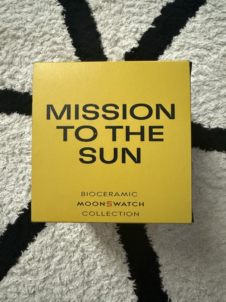 Omega x Swatch Moonswatch Mars Sun - последни 2