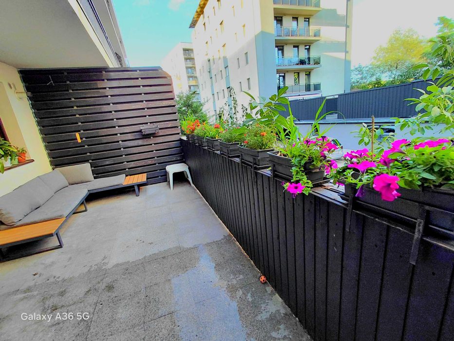 Ap. 3 camere de vanzare- (capat str. Brancusi)cartier Borhanci inceput