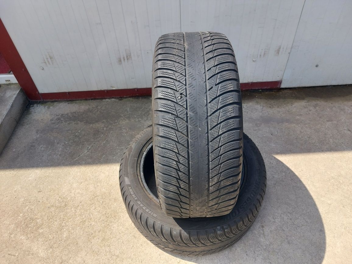 50 lei bucata! Doua anvelope M+S/IARNA 225 50 17 Bridgestone
