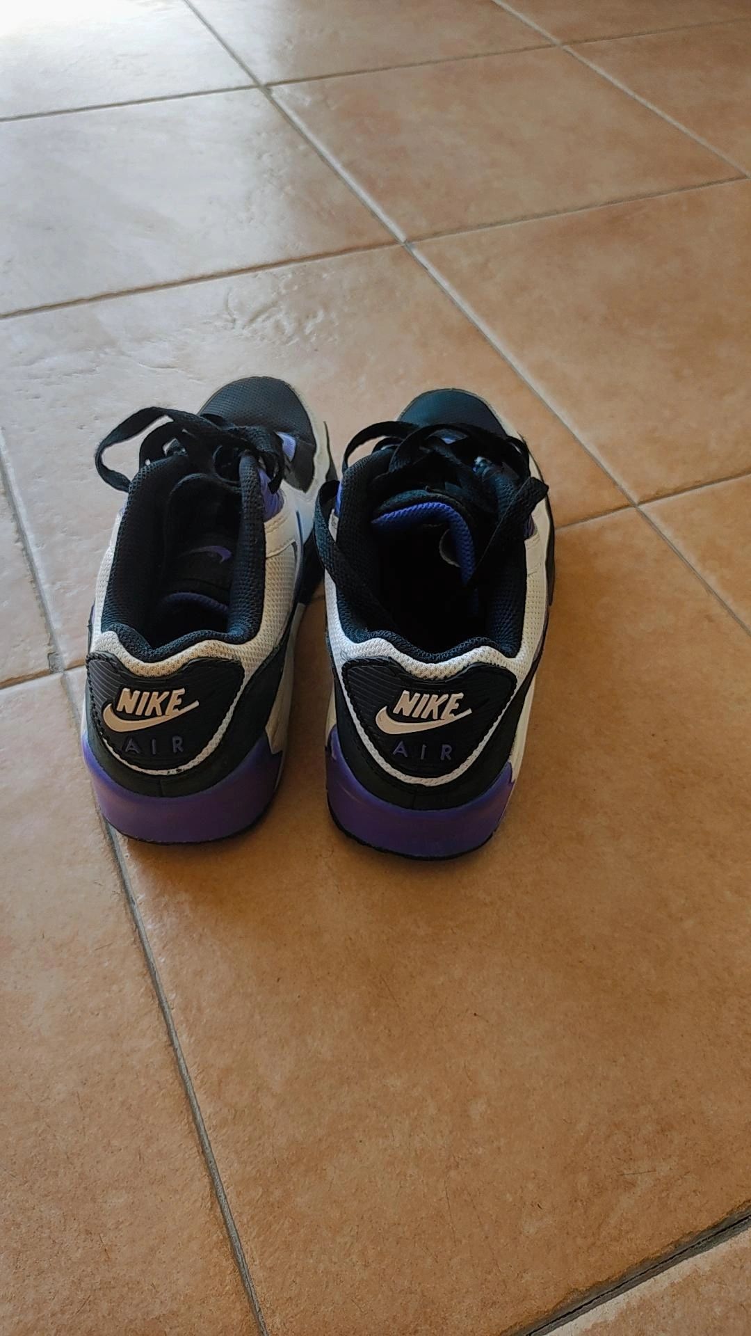 Маратонки Nike air max