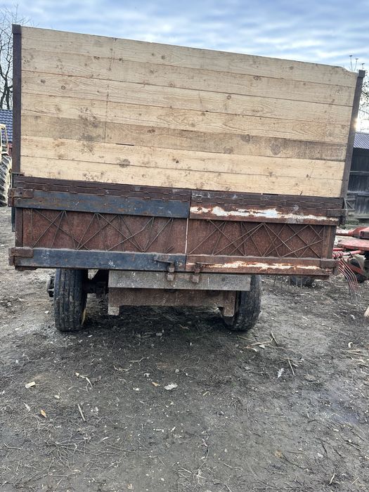 De vanzare remorca basculabila