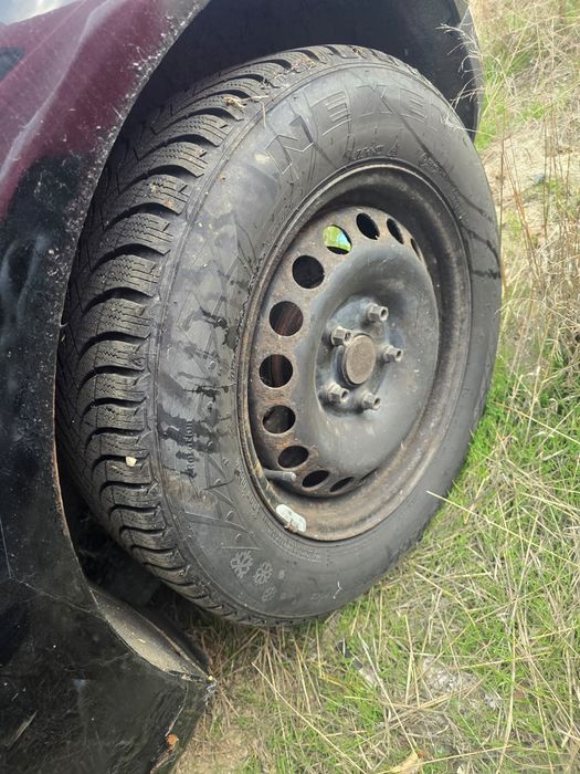 Rori Volkswagen  r15 Jante tabla 5x112 cu anvelope  195/65/15 de iarna