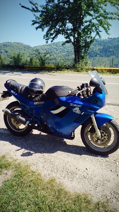 Vând sau schimb Suzuki gsx 600