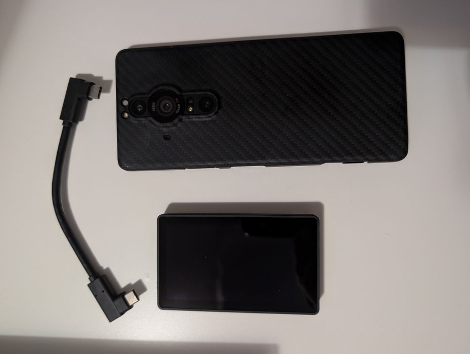 Sony Xperia Pro-I + Monitor Vlog XQZ-IV01