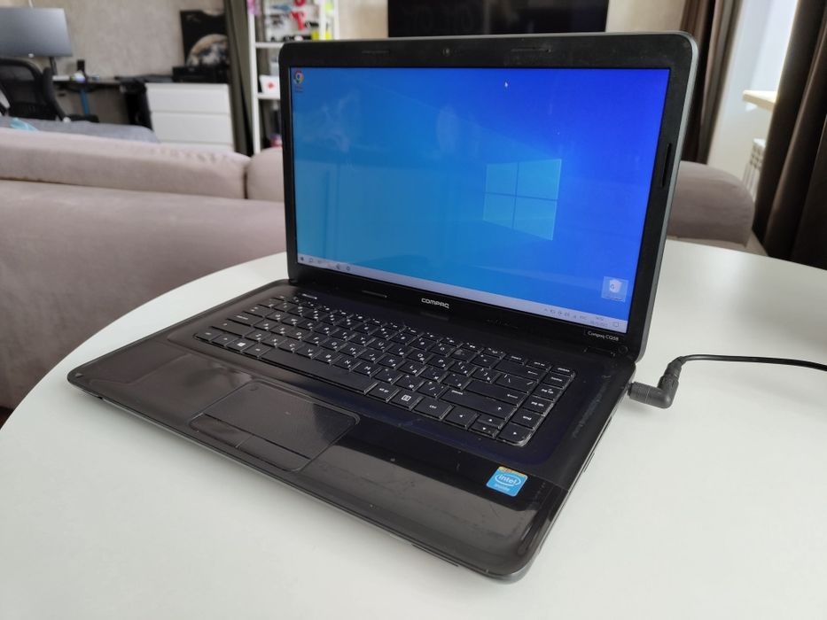Ноутбук HP Compaq