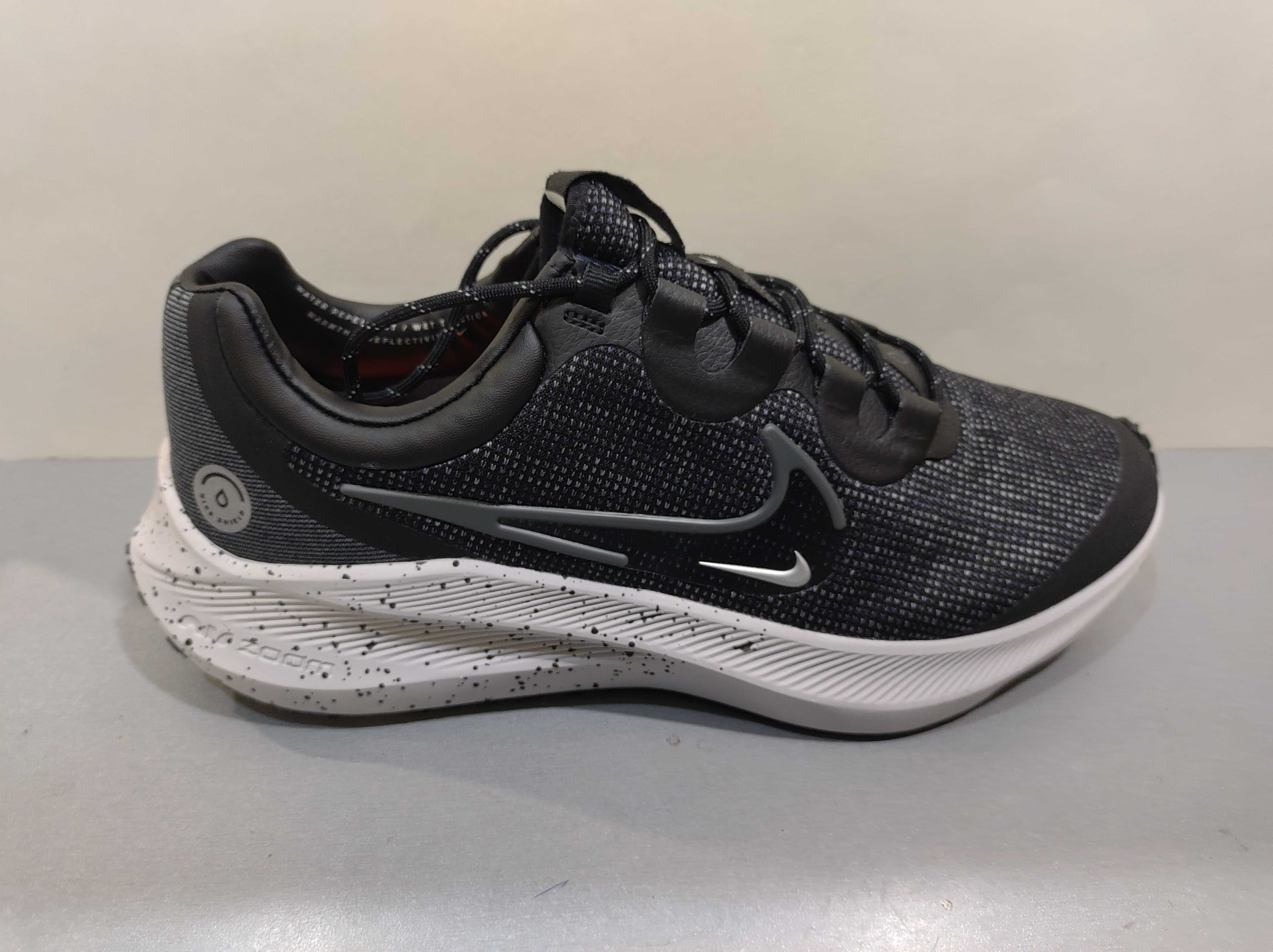 Nike Zoom Waterproof N42,42,5,45.Нови,.Маратонки с мембрана.Нови