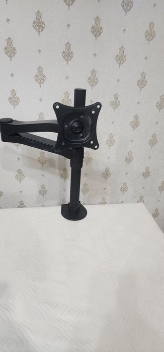 Продам кронштейн для мониторов
